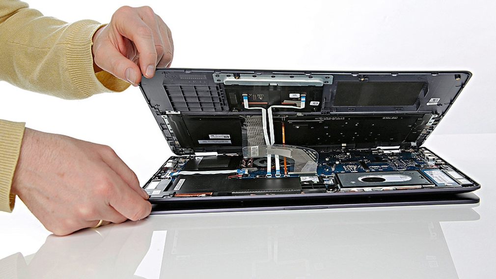 Ultrabook-Test 2021: Die besten Evo-Laptops auf dem Prüfstand! Viele Ultrabooks lassen sich gar nicht oder nur mühsam öffnen, eine Aufrüstung ist daher nicht möglich. Achten Sie beim Kauf auf genügend Speicher und einen ausreichend starken Prozessor. 