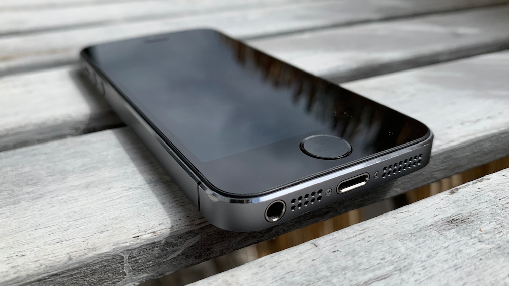 iPhone 5S: Klinge und Lightning