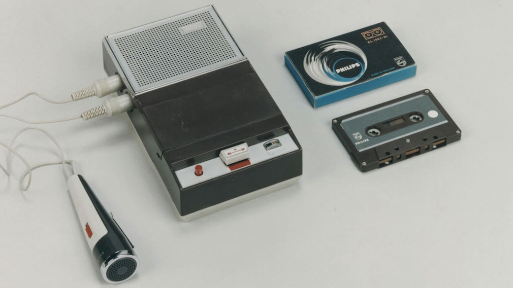 Der erste Kassettenrecorder EL 3300 von Philips wird 50 Jahre alt