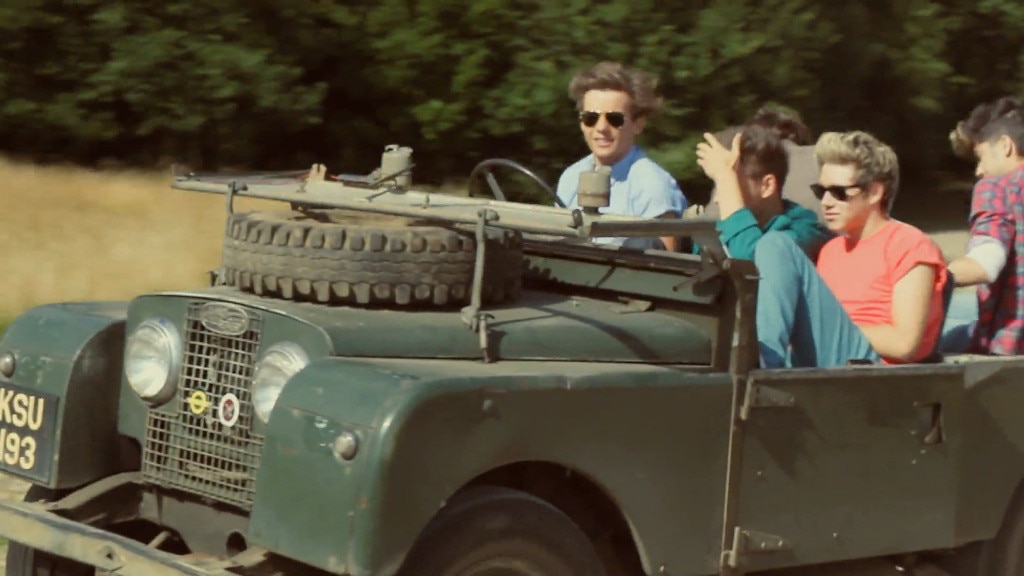 Ausschnitt aus dem Musikvideo „Live While We’re Young“ von One Direction