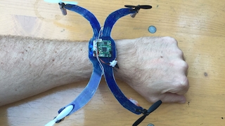 Intel Nixie wearable Drone drohne