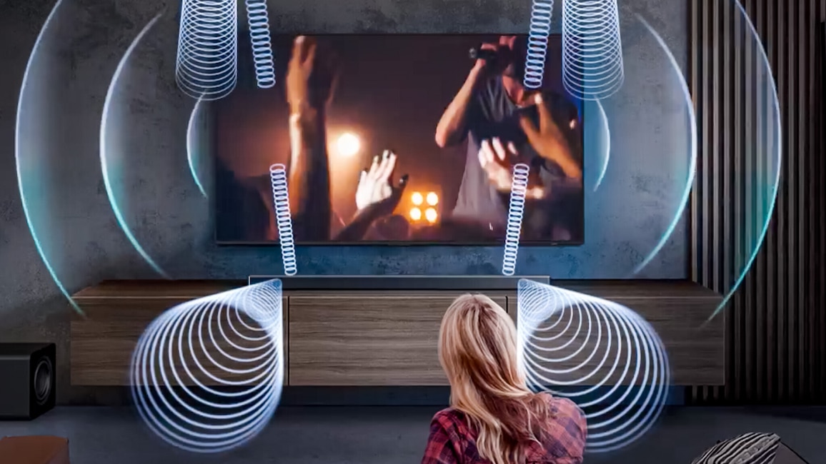 So ungefähr arbeitet Dolby Atmos, um Raumklang auch von oben zu ermöglichen: Die Zimmerdecke dient wie eine Bande beim Billard für Trickschüsse um die Ecke.