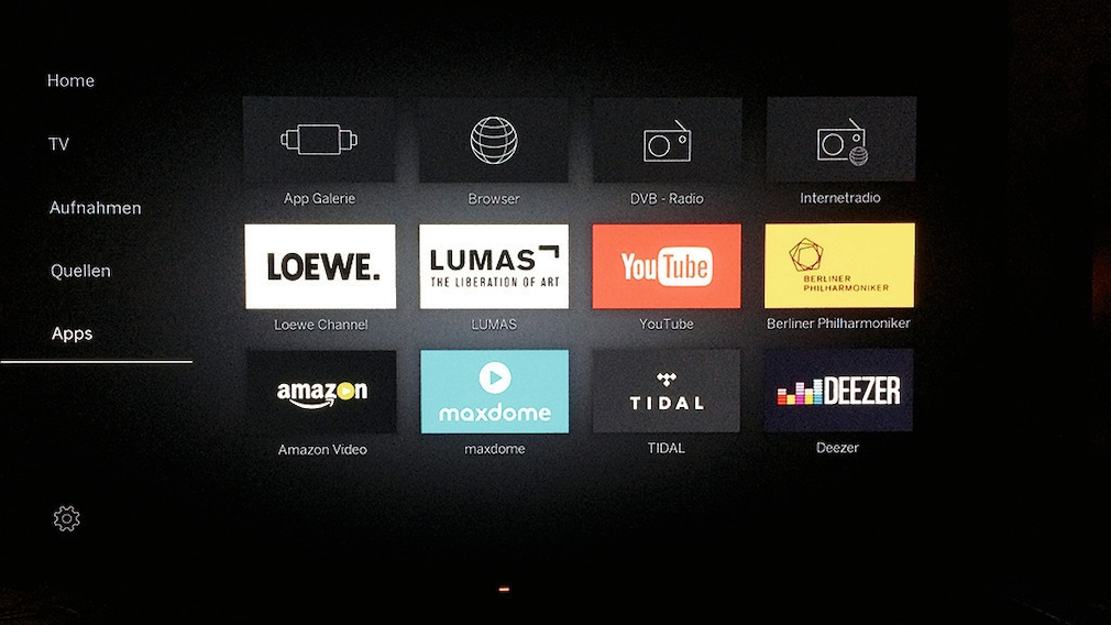 Loewe Bild 7: Rundum sehenswert! Die Auswahl an großen Streaming-Videotheken ist bei Loewe mit Maxdome und Amazon ok, Netflix fehlt allerdings. 