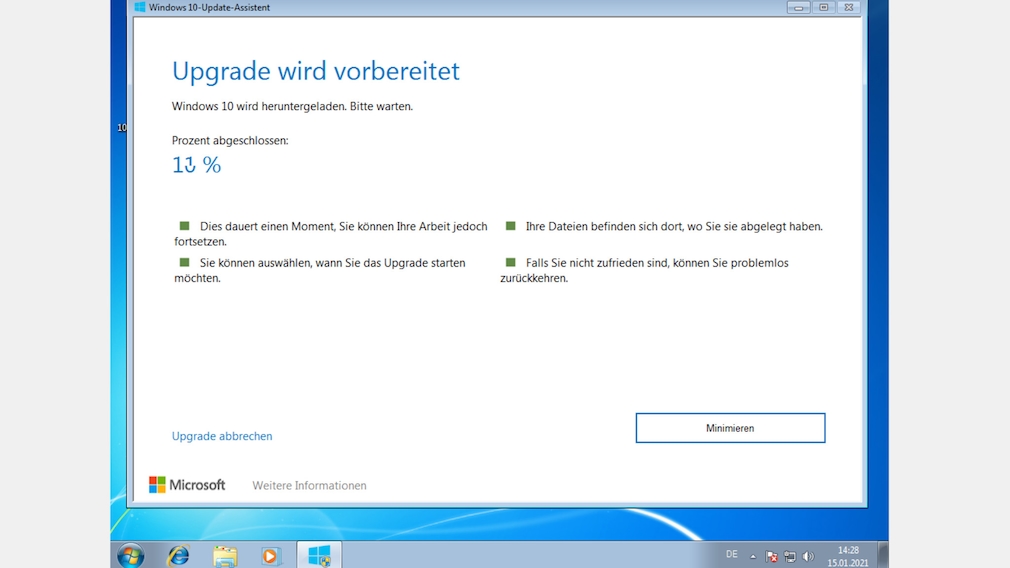 Comparison: Windows 7 and Windows 10 / 8.1 - with their advantages and disadvantages The Windows 10 Update Assistant modernizes the software base of your PC. 