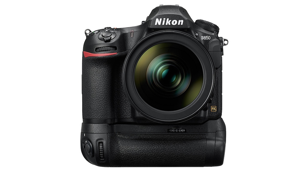 Nikon D850: Batteriegriff als Zubehör