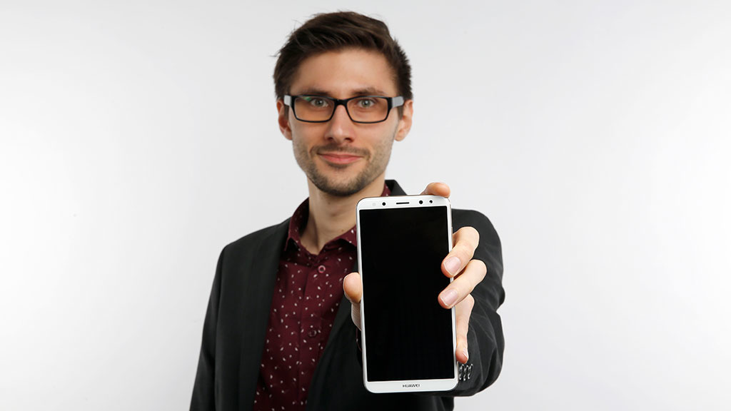 Der Test: Mittelklasse-Handy Huawei Mate 10 Lite auf dem ...