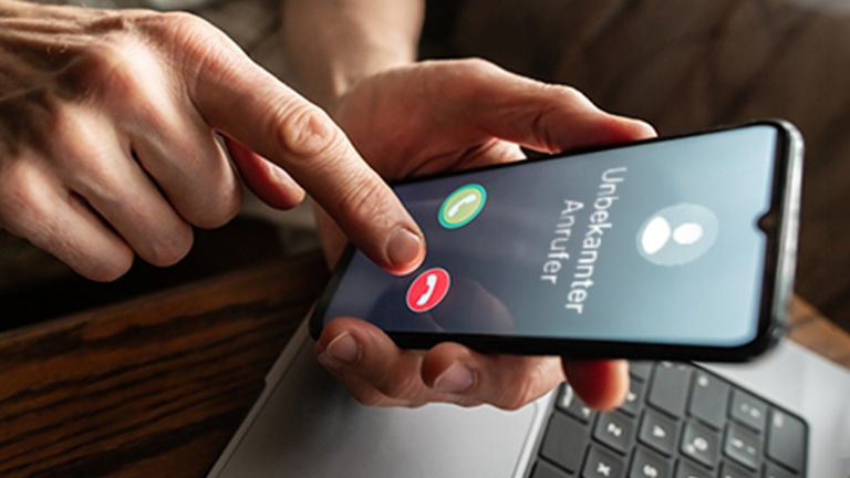 Vier Scam-Angriffe pro Sekunde! Wie Sie Smartphone-Betrüger in Schach halten