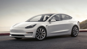 Mobile Spielhalle: Neue Games für Tesla-Autos!