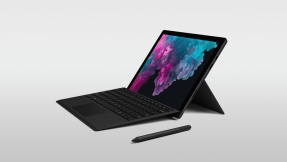 Surface Pro 6: Microsoft-Tablet mit moderatem Update