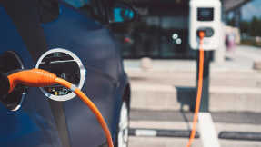 Lieferzeiten von E-Autos: Wartezeiten werden kürzer