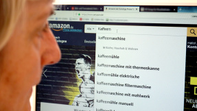 Verbraucherschützer warnen: Amazon oft teurer