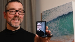 Samsung Galaxy Z Flip: Hält es mit dem Z Flip 3 mit?