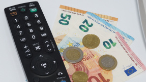 Verbraucherzentrale verklagt Rundfunk-Serviceanbieter