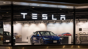 Tesla führt Referral-Programm wieder ein