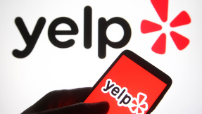 Darum verklagt Yelp jetzt Google