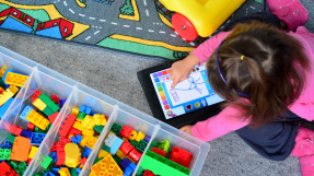 Tipps, wie man vernetztes Kinderspielzeug sicher nutzt