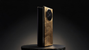 Handy: Huawei Mate XT Ultimate in Gold kostet ein Vermögen