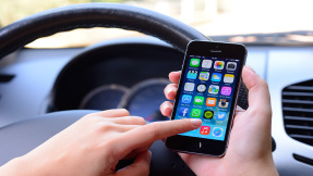 Frohe Ferien: 50 Apps, die Autofahrern WIRKLICH helfen