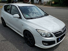 Bild des Angebotes Hyundai i30 i30 1.6 Sport