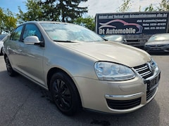 Bild des Angebotes VW Jetta 1.6 Comfortline/Tüv-Neu/1 Hand /Klima