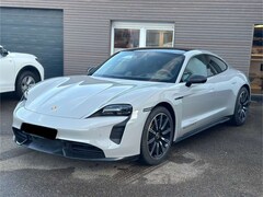 Bild des Angebotes Porsche Taycan Turbo S/Carbon/Keramik/Approved 09/28