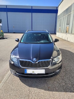 Bild des Angebotes Skoda Superb Skoda Superb Combi Exclusive |1.Hand|Xenon|TÜV06/27|8-fach bereift