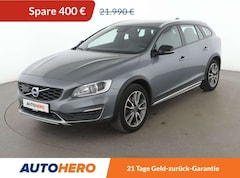 Bild des Angebotes Volvo V60 Cross Country 2.4 D4 Summum AWD Aut.*NAVI*ACC*PDC*SHZ*