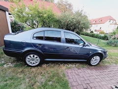 Bild des Angebotes Skoda Octavia Octavia 1.6 Classic