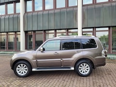Bild des Angebotes Mitsubishi Pajero 3.2 DI-D Limited Edition Nur 93 Tkm-1 Hd-Navi-ESD