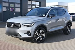 Bild des Angebotes Volvo XC40 B3 DKG Plus Dark*FSHZG*360°*ACC