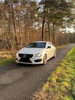 Bild des Angebotes Mercedes-Benz CLA 250 CLA 250 Sport (117.344) AMG-Paket
