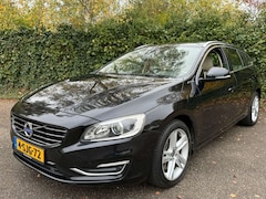 Bild des Angebotes Volvo V60 D6 AWD Plug-in-Hybrid Summum