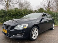 Bild des Angebotes Volvo V60 D6 AWD Plug-in-Hybrid Summum