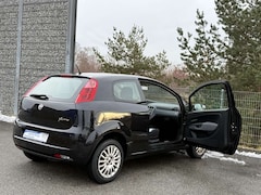 Bild des Angebotes Fiat Grande Punto 1.4 8V Dynamic Sport TÜV und Bereifung neu