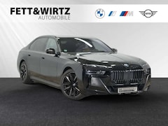 Bild des Angebotes BMW i7 xDrive60 M Sport Pro|Fond-Entertainment-Experience