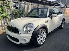 Bild des Angebotes MINI One Cabrio KLIMA PARKSENSOREN ALUFELGEN SITZHEIZUNG