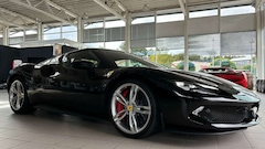 Bild des Angebotes Ferrari 296 GTB schwarz-schwarz/Lift/JBL Sound/Schblitz
