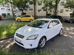 Bild des Angebotes Kia ProCeed / pro_cee'd pro Ceed 2.0 CVVT EX