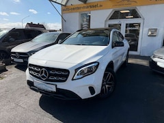 Bild des Angebotes Mercedes-Benz GLA 200 PANORAMA/AHK/LED/KAMERA/AMBIENTE/NIGHT