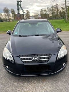 Bild des Angebotes Kia Ceed / cee'd 1.4 CVVT EX
