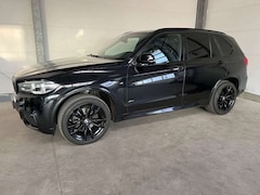 Bild des Angebotes BMW X5 xDrive30d M-Sport+StHzg+HUD+Top Ausstattung