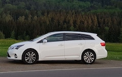 Bild des Angebotes Toyota Avensis Avensis Combi 2.0 D-4D Edition