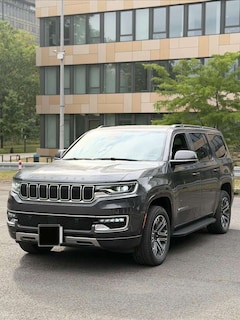 Jeep Wagoneer