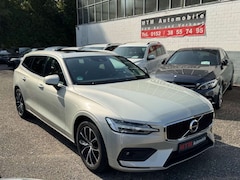 Bild des Angebotes Volvo V60 D3 Momentum Pro Navi LED RCam Ahk PANO