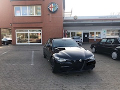 Bild des Angebotes Alfa Romeo Giulia Giulia 2.0 Turbo 16V AT8 Sprint
