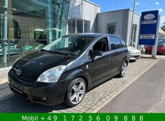 Bild des Angebotes Toyota Verso Corolla Verso 2.2 D Executive 7 Sitz Navi Kamer