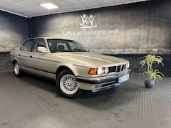 Bild des Angebotes BMW 735 i Automatik E32 H-Zulassung Schiebedach