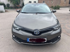 Bild des Angebotes Toyota Auris 1.8 VVT-i Hybrid Automatik Touring Sports Team Deu