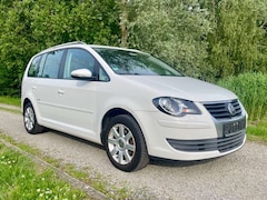 Bild des Angebotes VW Touran Freestyle 1.4l Automatik 7Sitzer Tüv=9/26