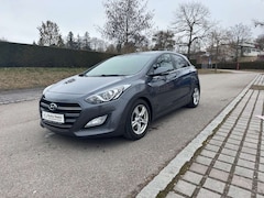 Bild des Angebotes Hyundai i30 blue Passion*1.6*Tempomat*Klimaa.*USB*